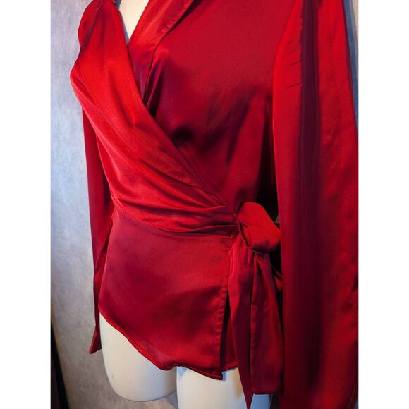 Covington poly red wrap blouse size xl - Picture 3 of 6